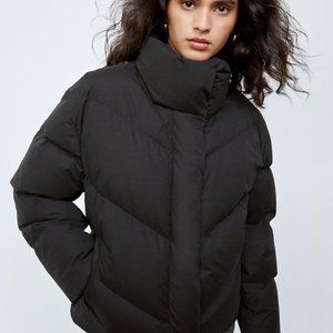 Aritzia - Wilfred The Cloud Puff (black, xxs)